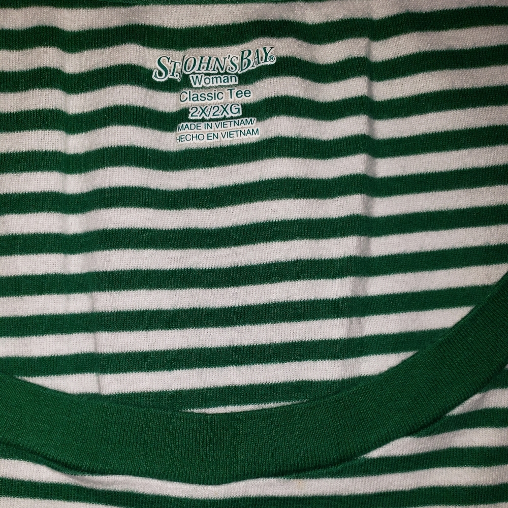 ST JOHN'S BAY CLASSIC WOMANS TEE - Picture 3 of 5